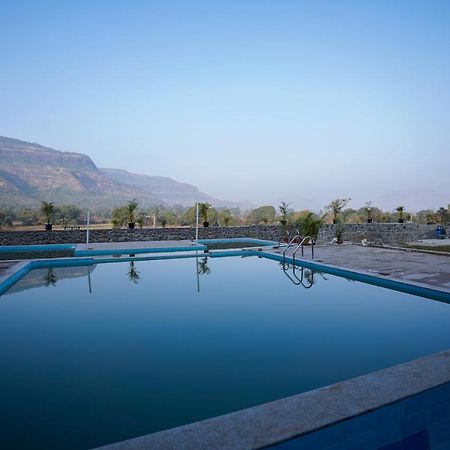 Mountain Shadow Resort Igatpuri Buitenkant foto