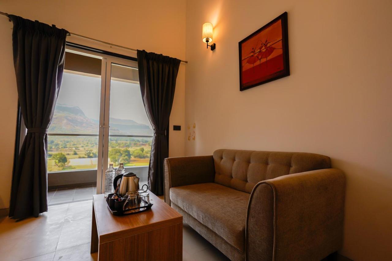 Mountain Shadow Resort Igatpuri Buitenkant foto